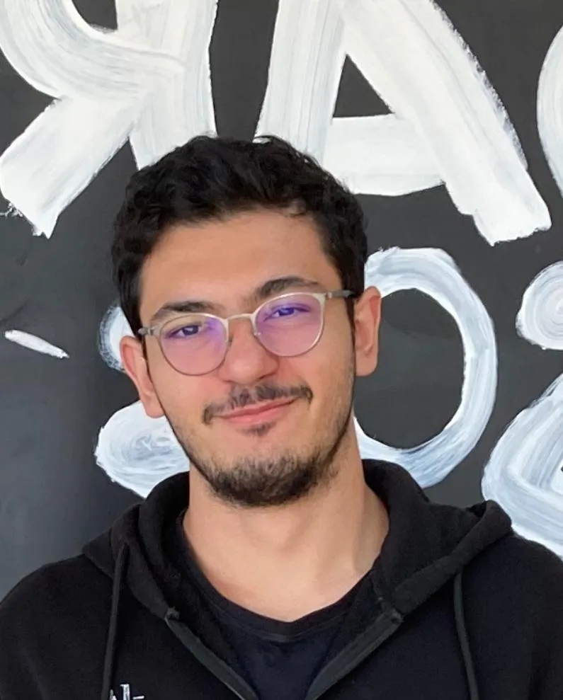 Melih Akpınar